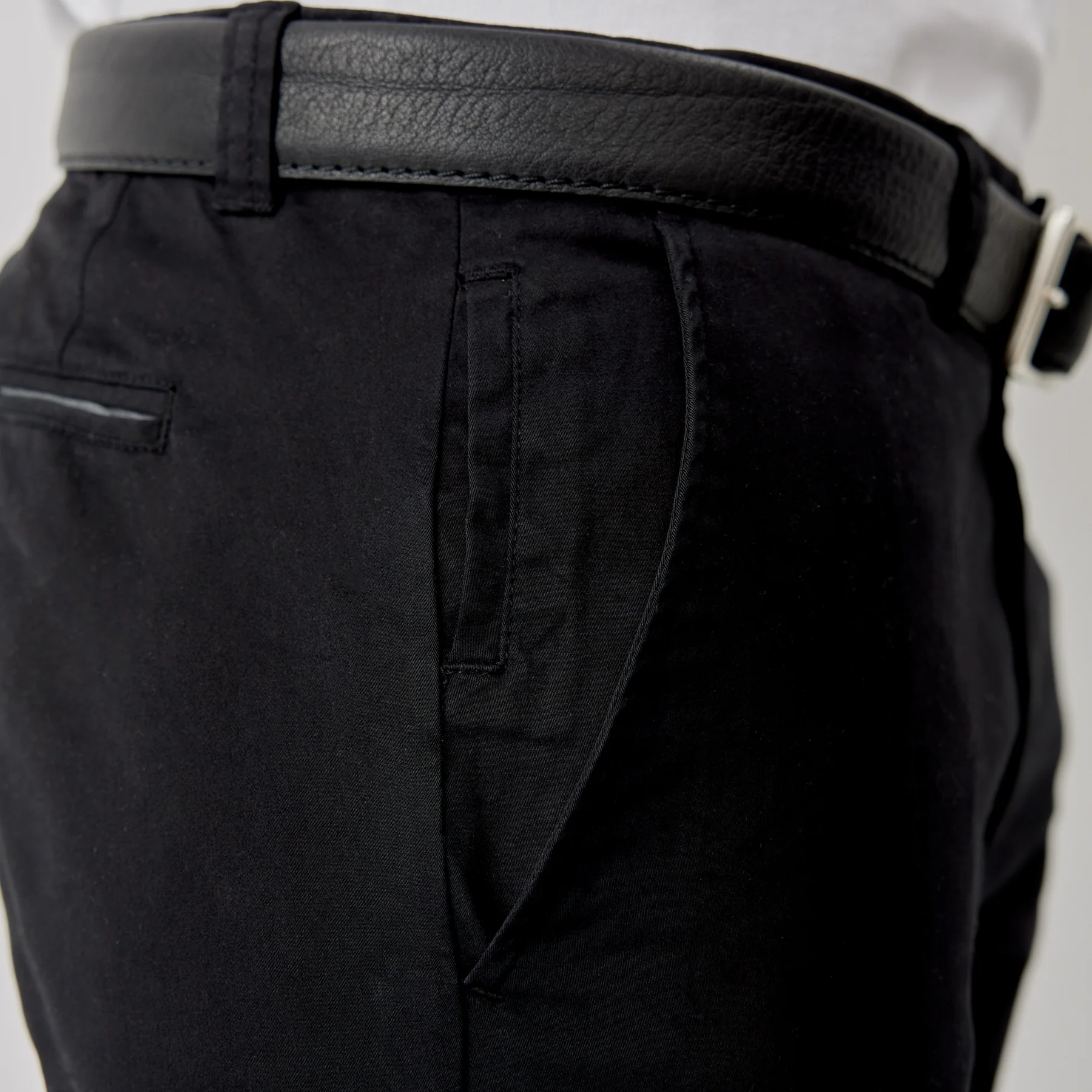 Besterios Black - Image 9
