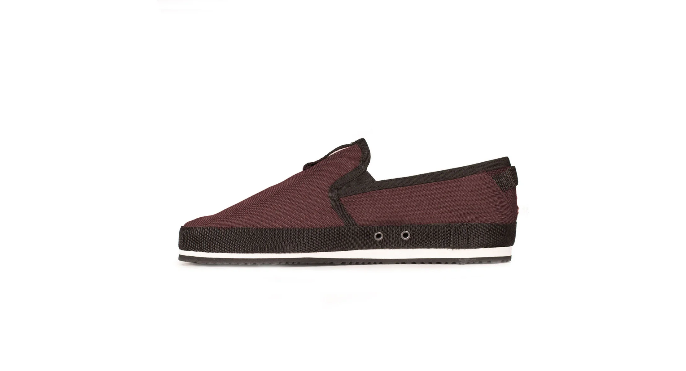 Darien Burgundy - Image 5