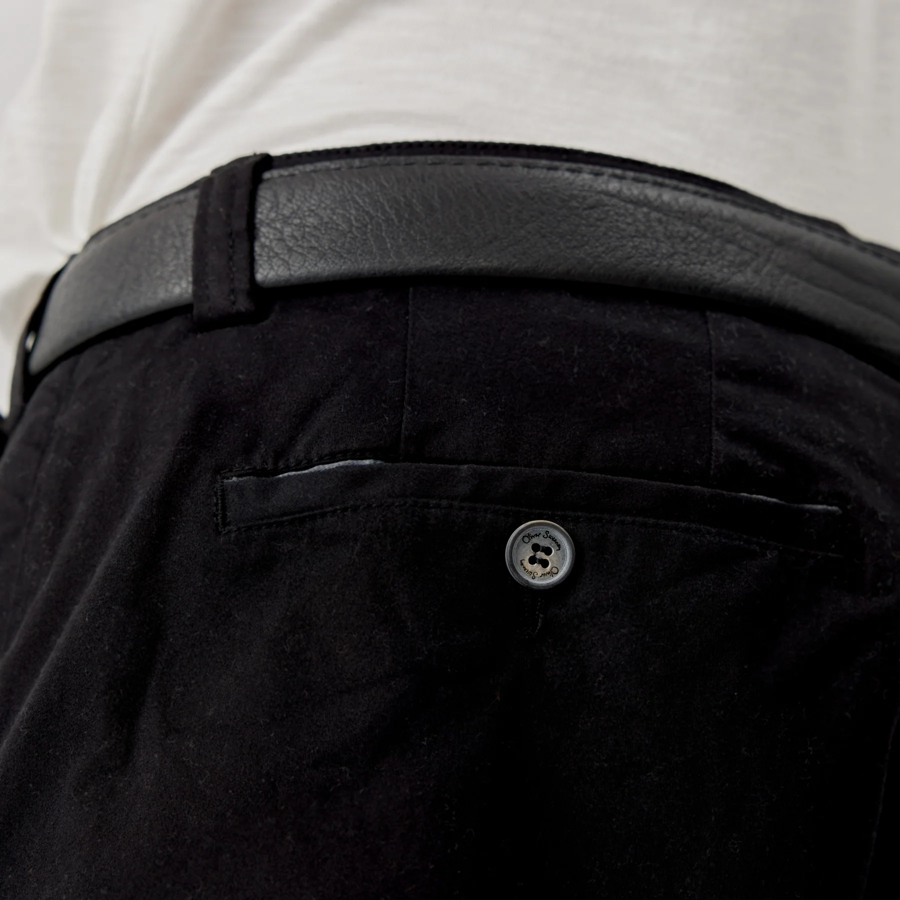 Frades Black - Image 7