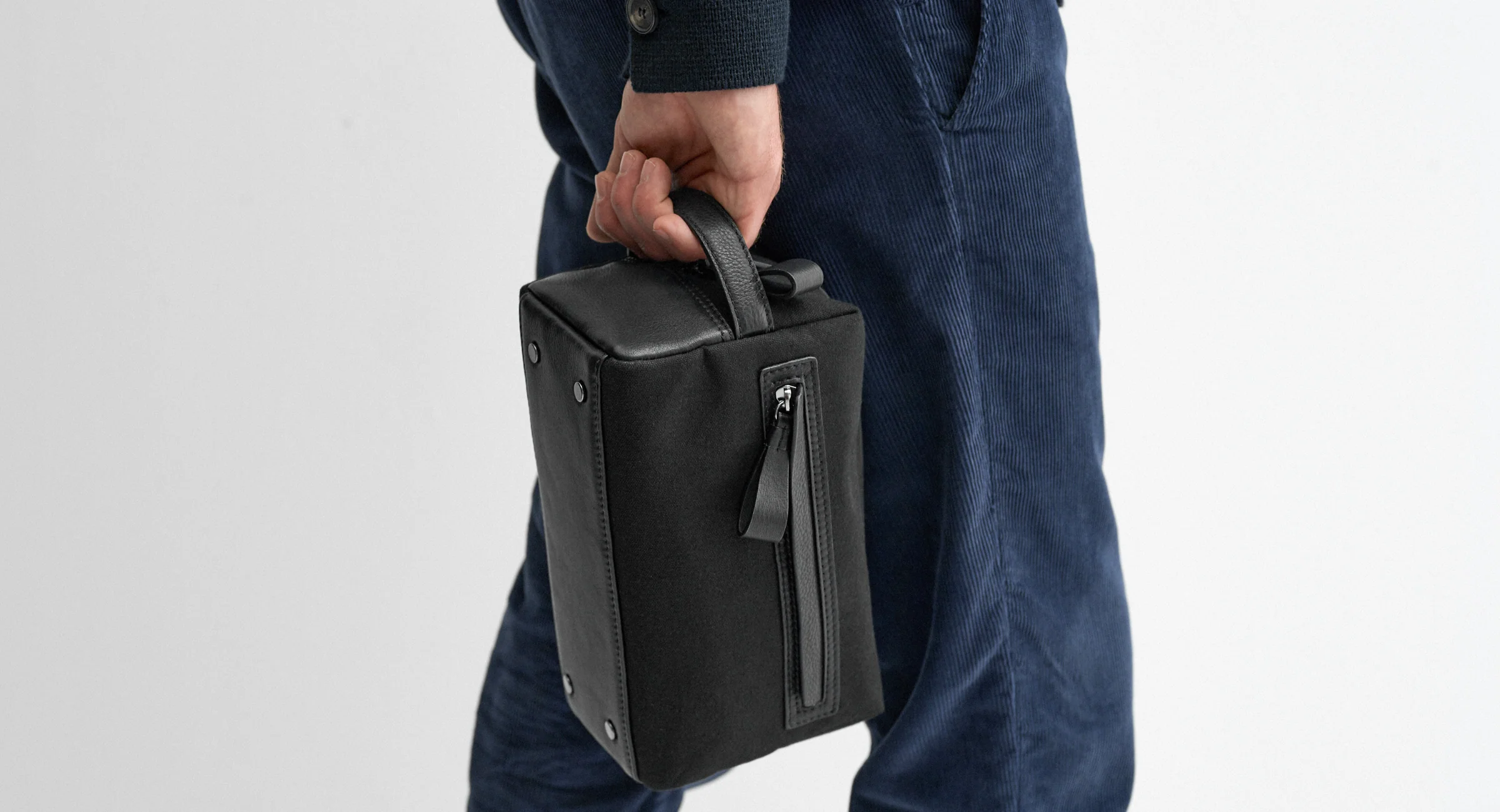 Hartwell Black Canvas - Image 6