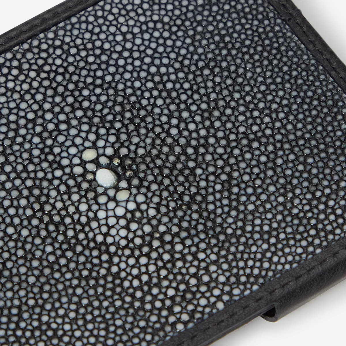 Headley Black - Image 3