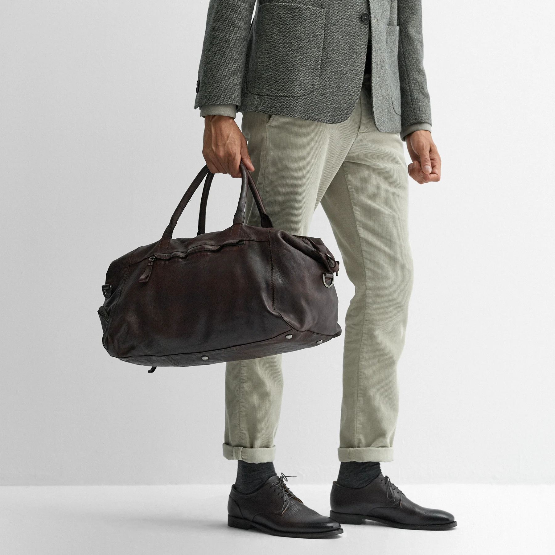 Kella Dark Brown - Image 3