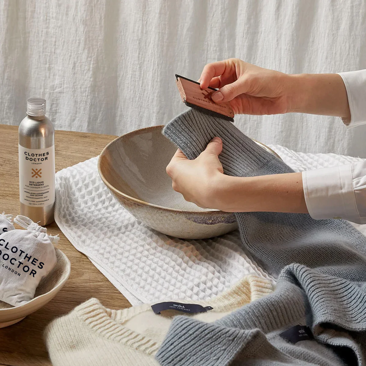 Knitwear Comb - Image 5