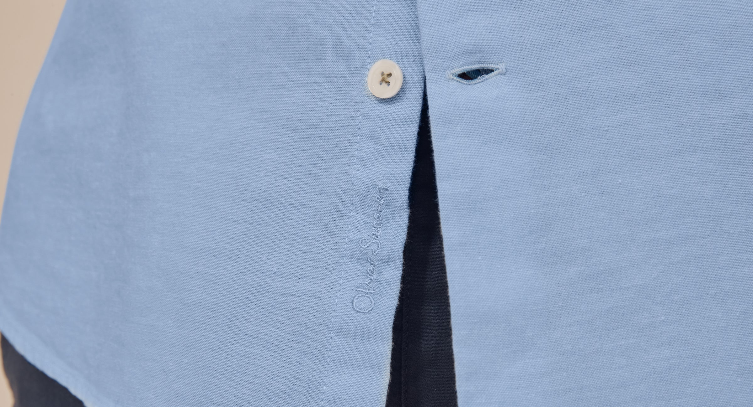 Lobata Short Sleeved Cotton Shirt - Image 9