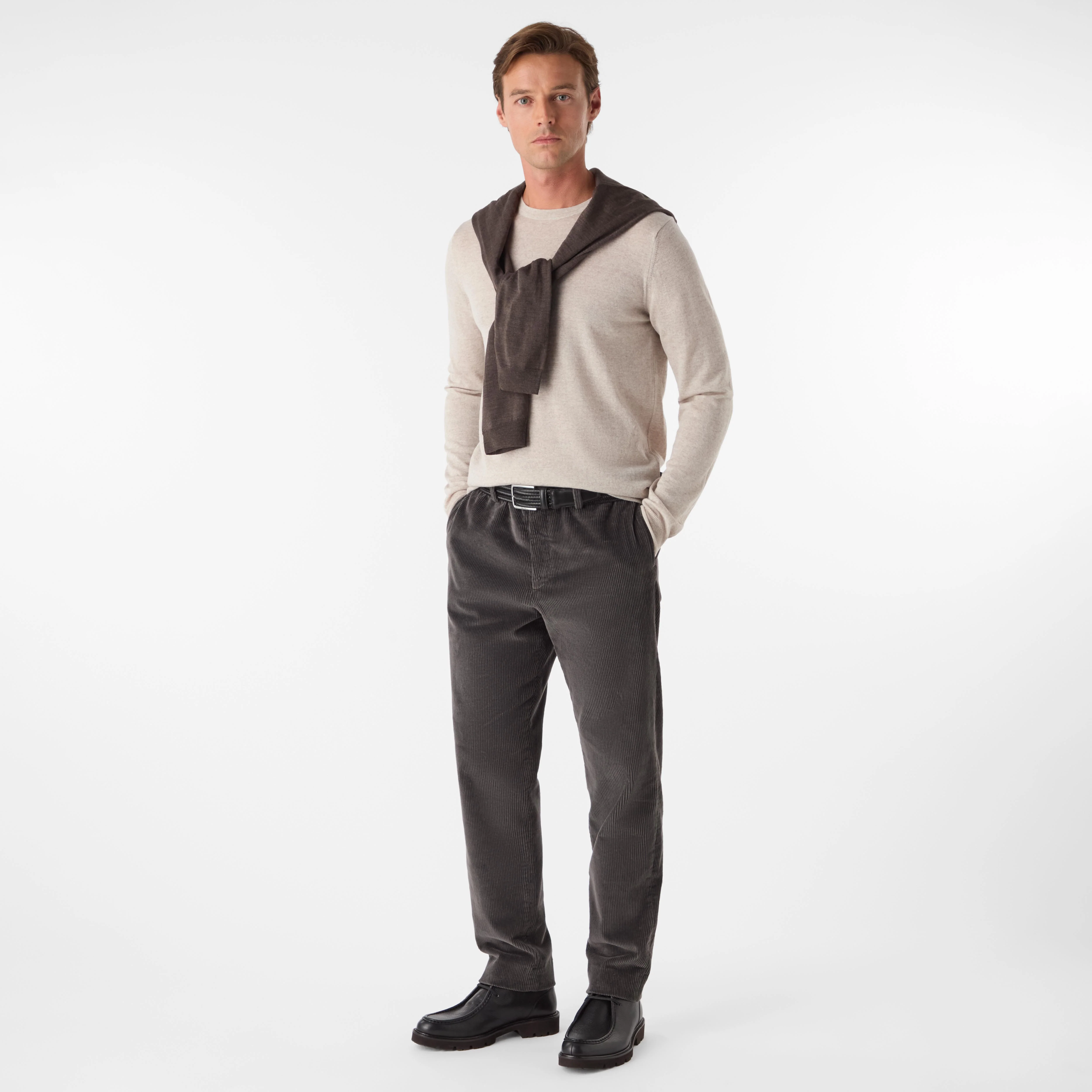 Ramada Dark Grey - Image 6