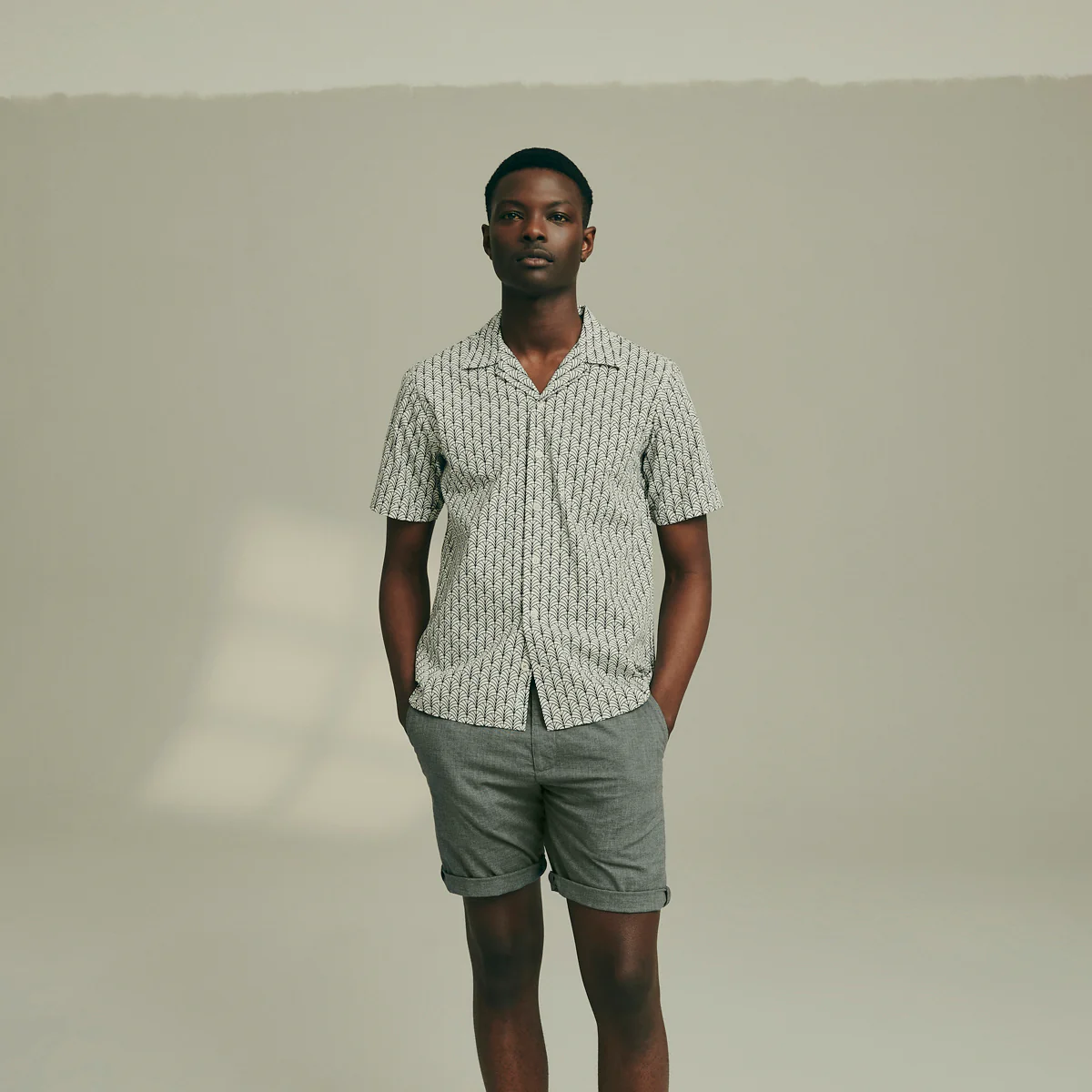 Thoresway White/Black - Image 3